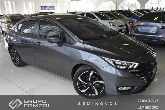 NISSAN VERSA 1.6 16V FLEX EXCLUSIVE XTRONIC NISSAN VERSA 1.6 16V FLEX EXCLUSIVE XTRONIC